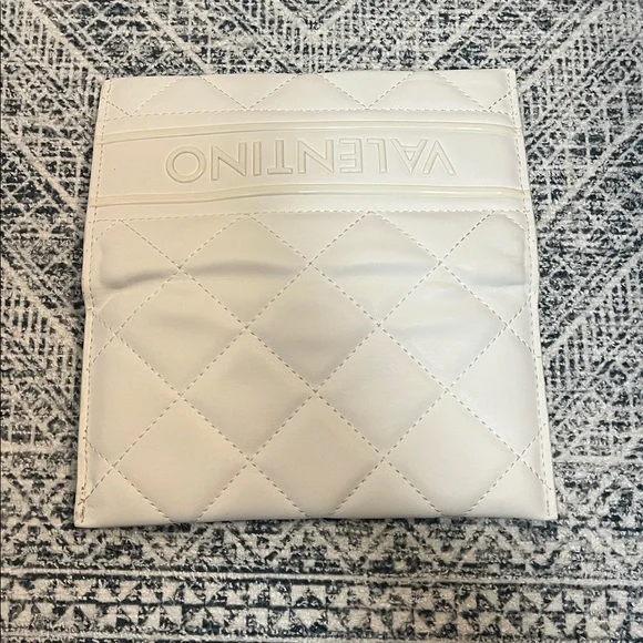 Valentino Ivory Quilted Clutch/Wallet - Picture 3 of 3